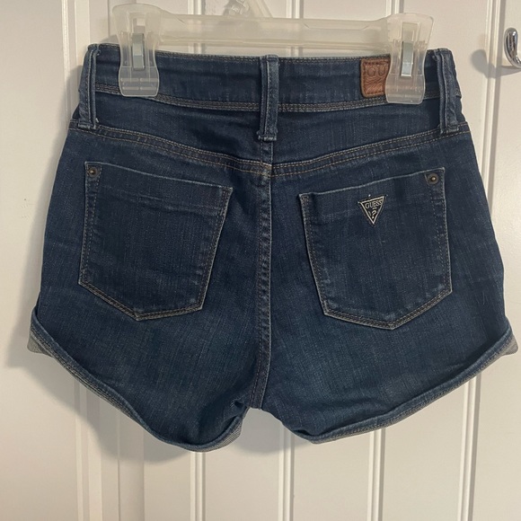 Guess jean shorts - Picture 2 of 8